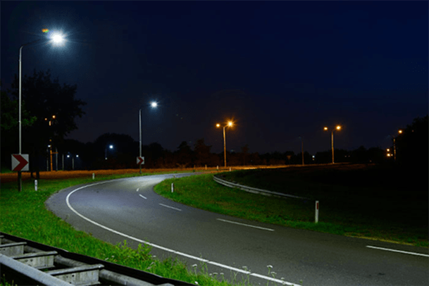 Oude verlichtingsarmaturen omgeschakeld naar retrofit Led